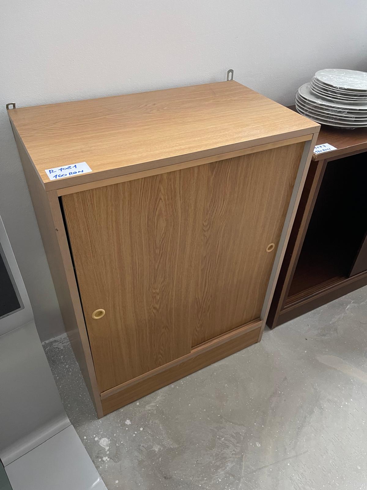 Mobilet cu doua usi glisante made in italy R-1081