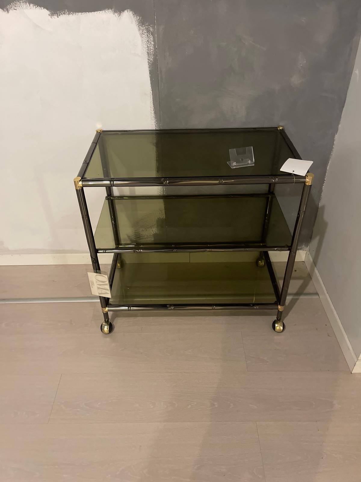 Masuta / carucior mica de sticla cu roti noua made in italy R-990 - imagine 2