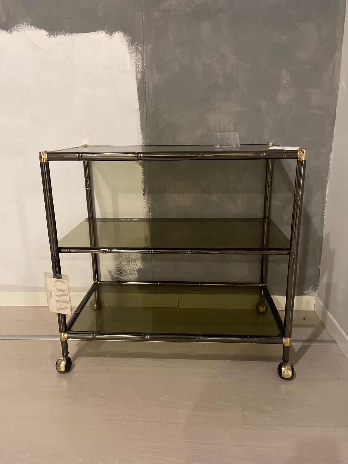 Masuta / carucior mica de sticla cu roti noua made in italy R-990