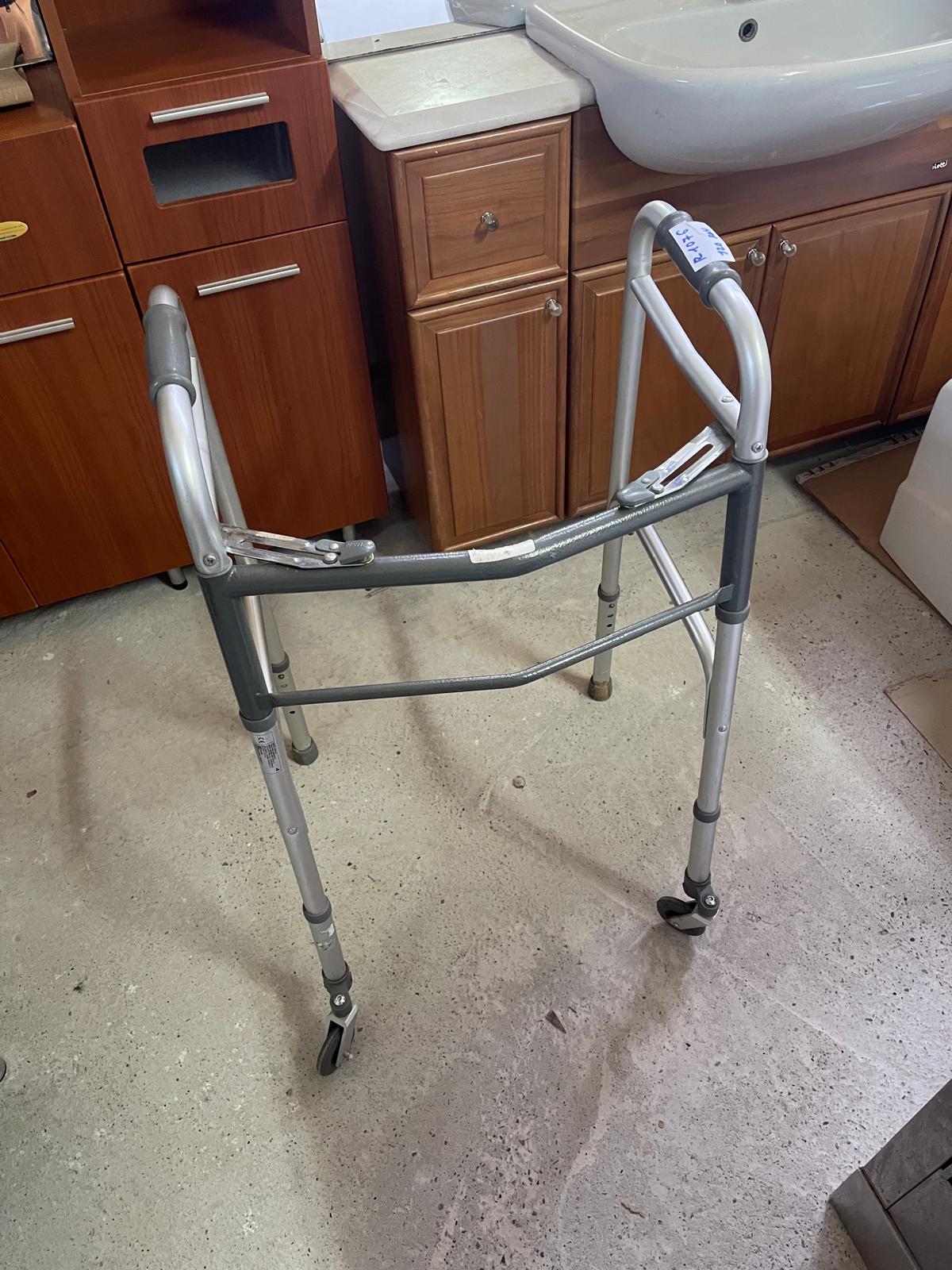 Cadru de mers pentru batrani R-1076