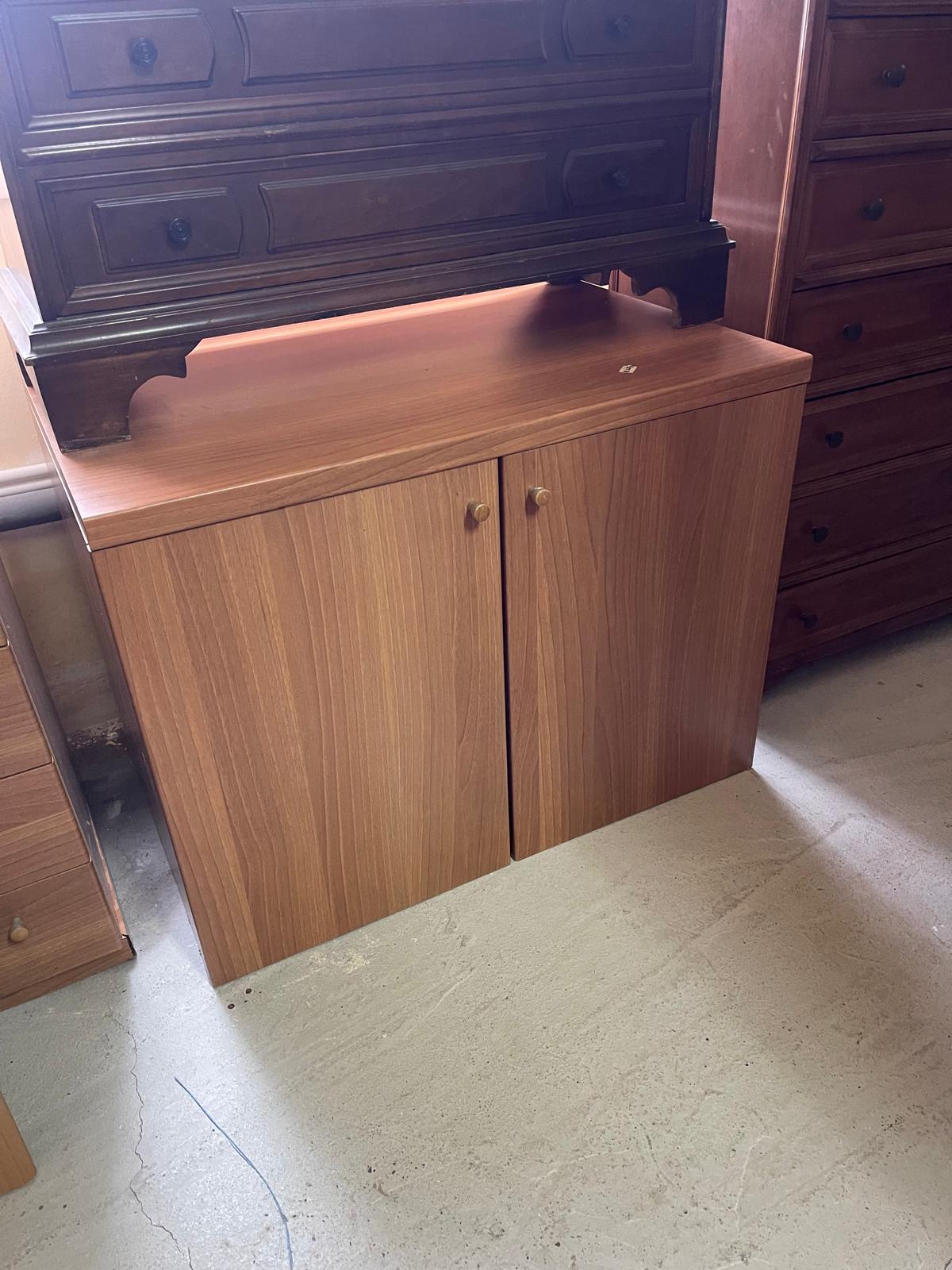 Comoda cu doua usi made in italy R-254