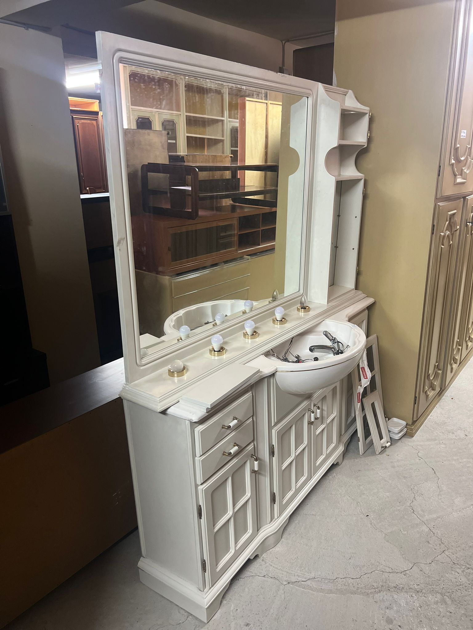 Mobilier baie cu oglindă și lavoar sh de calitate italiana S 3713