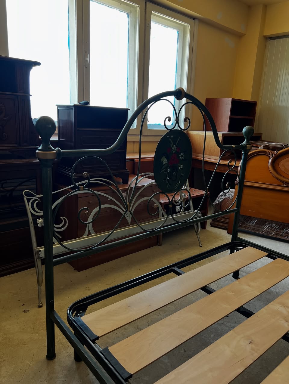 Pat din fier forjat sh de calitate italiană 160x200 cu somieră S 3937 - imagine 3