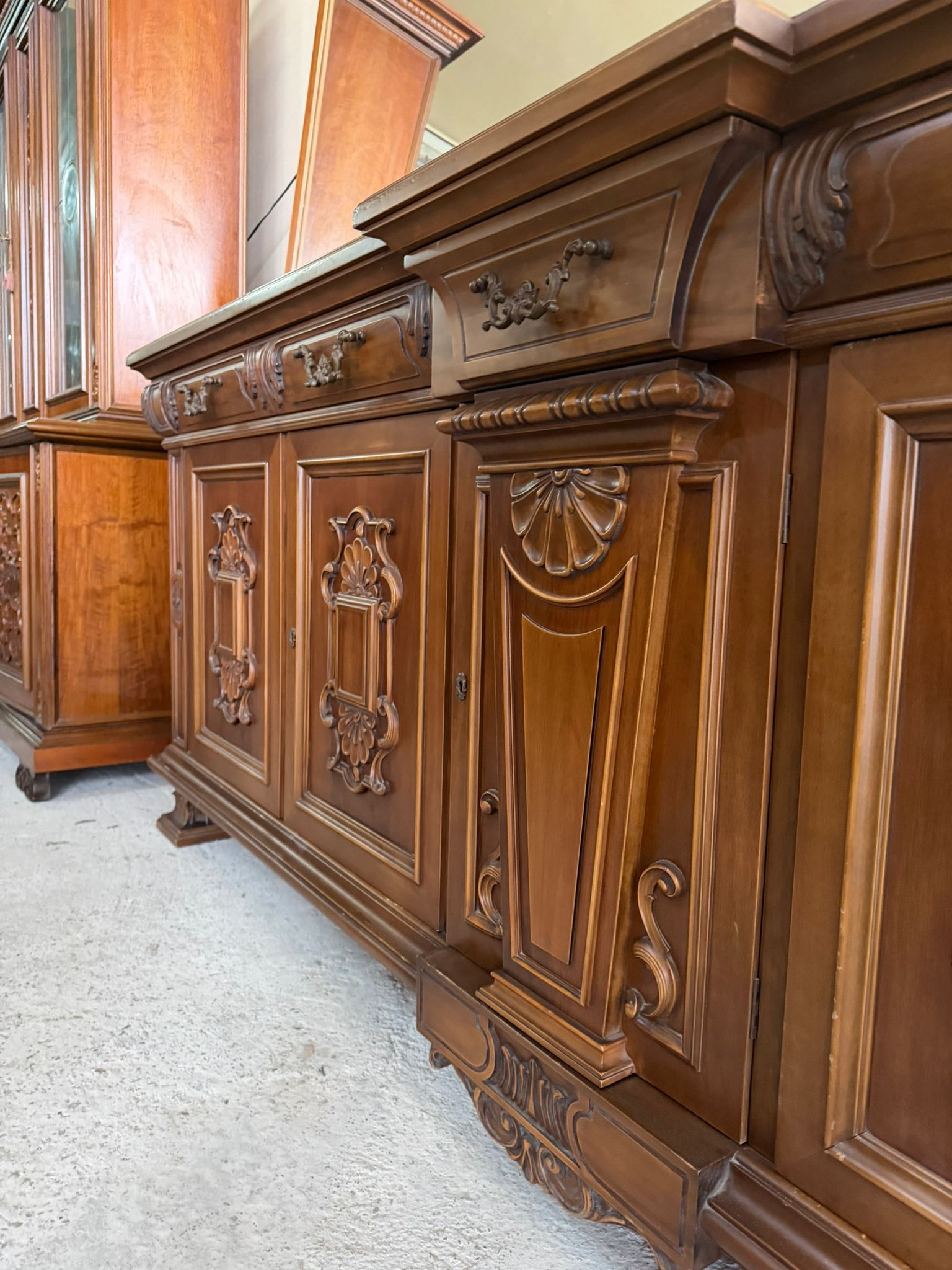Comodă din lemn masiv second hand de calitate italiană – S 4982 - imagine 5