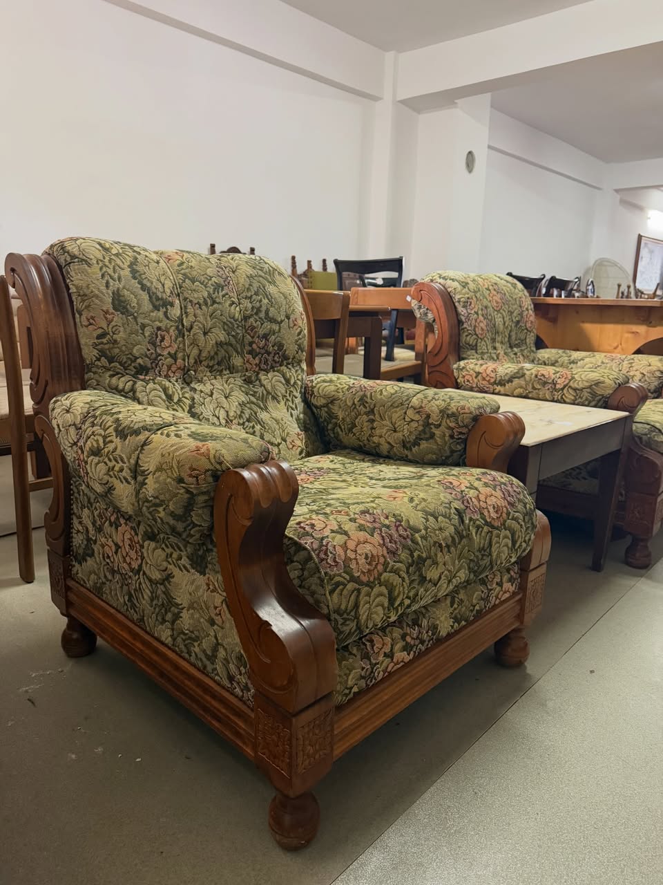 Set 2 fotolii din lemn masiv și material textil sh de calitate italiană Ad-07