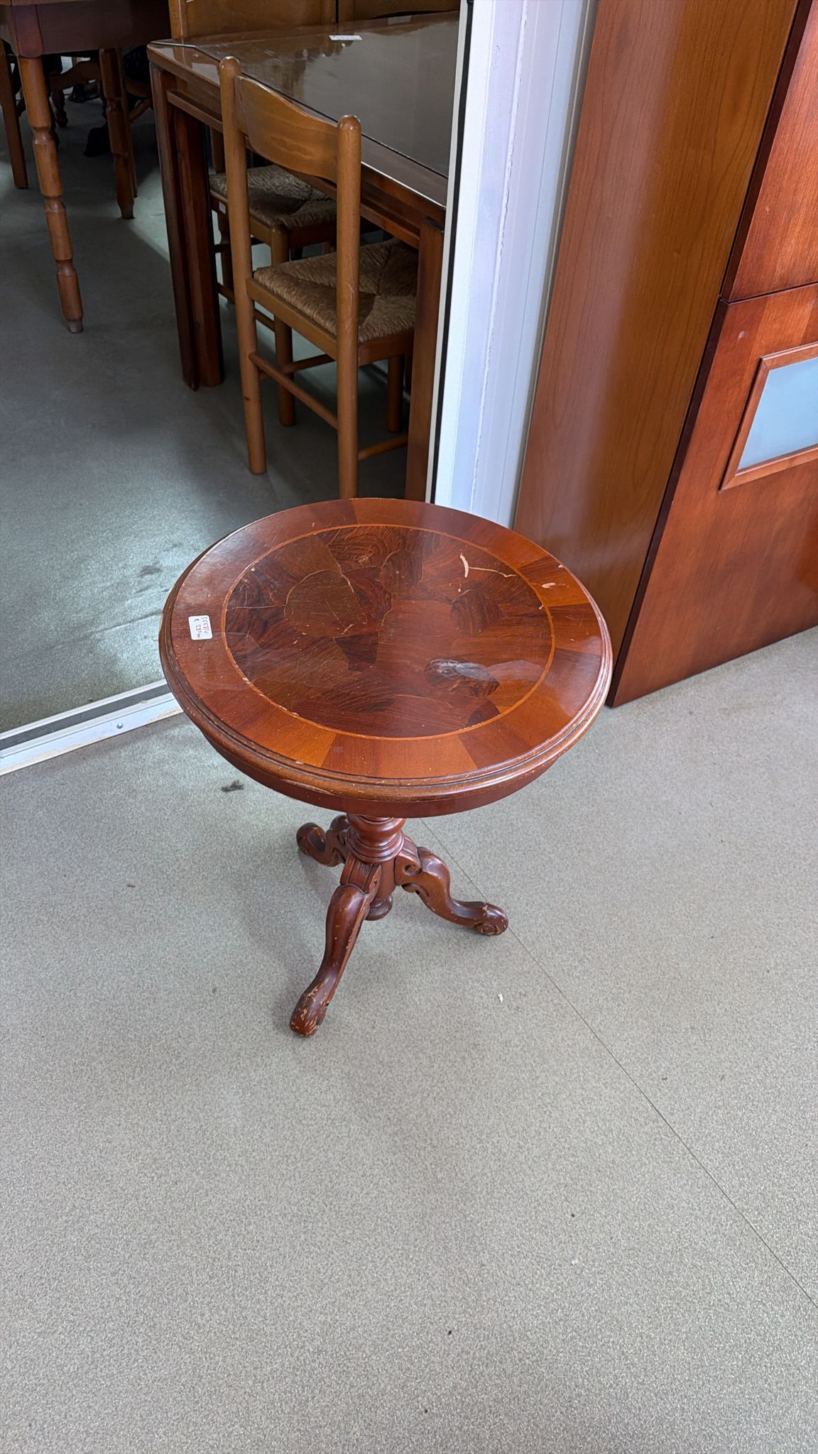 Măsuță rotundă vintage din lemn sh de calitate italiană 3558/U