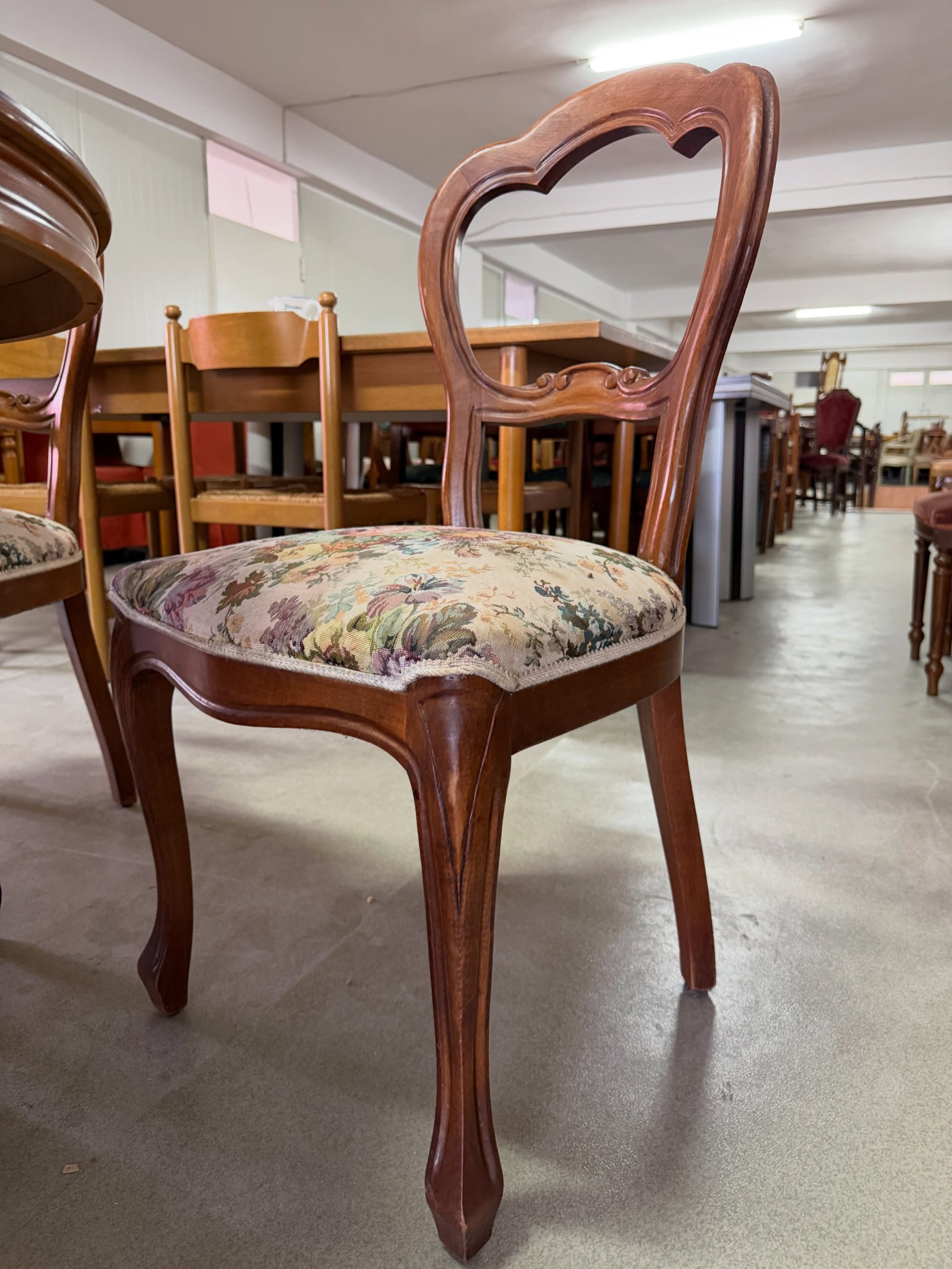 Set 4 scaune din lemn masiv italian – Stil clasic – Cod 3986/U